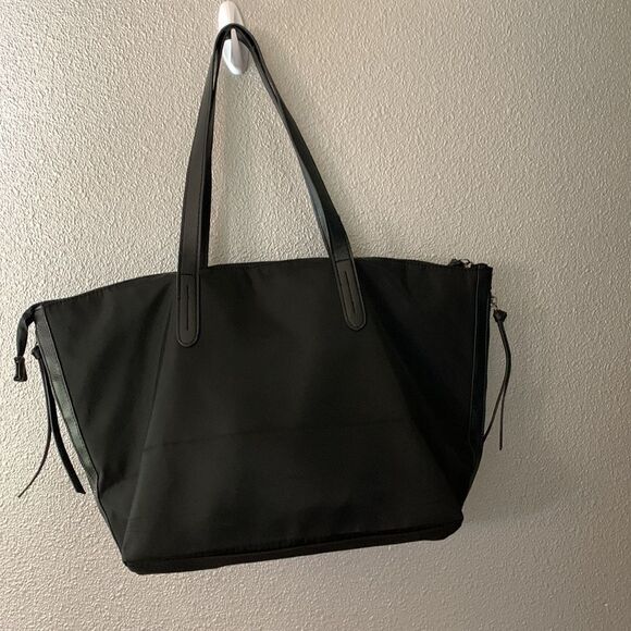 BOTKIER Black tote bag zip top zip/slip interior pockets decorative side zips - Picture 4 of 15